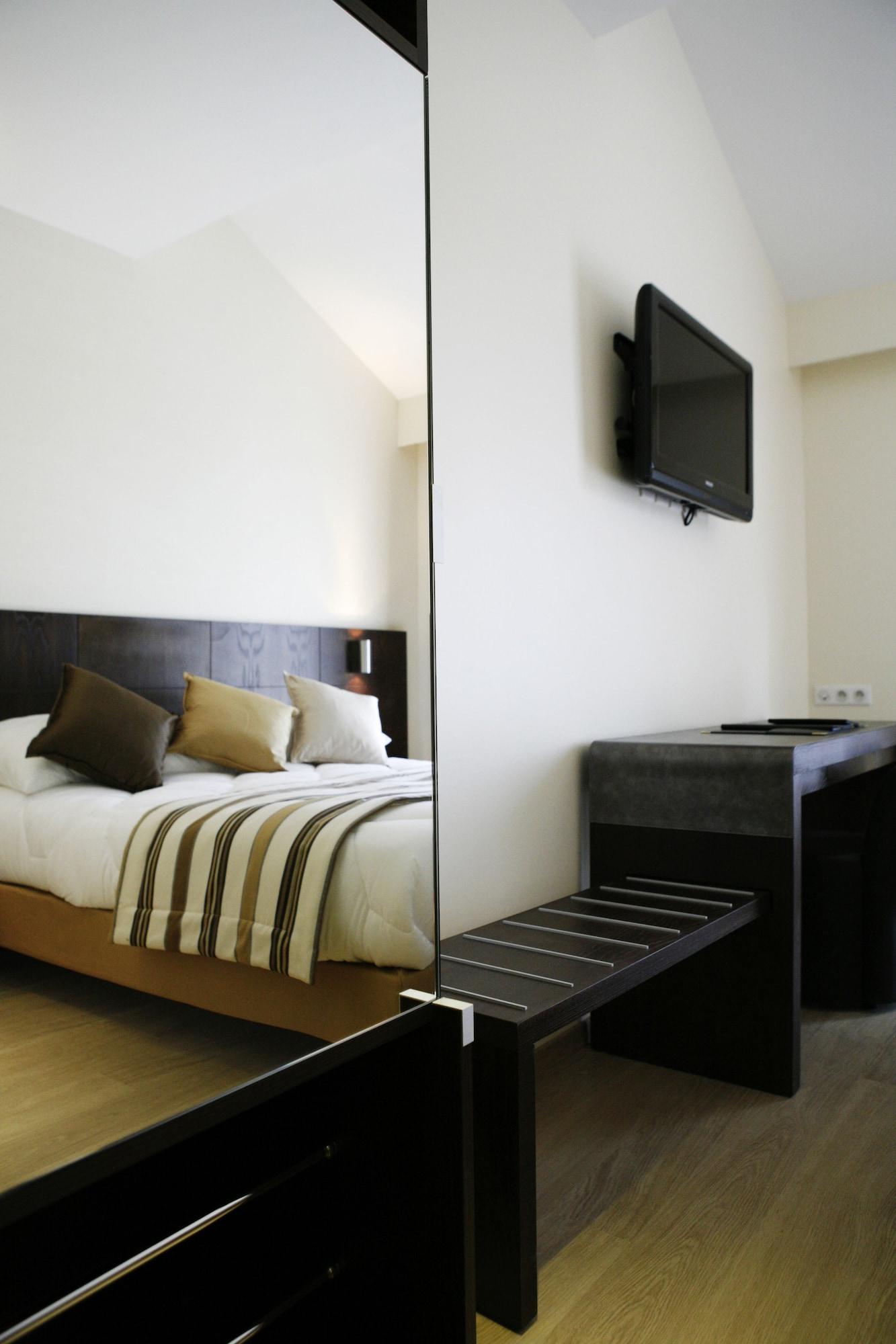 Best Western Plus Hotel Des Francs Soissons Exterior foto